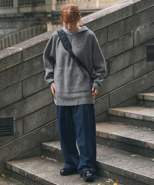 セール】ナンバリング刺繍 オーバーサイズ フード ニットプルオーバー