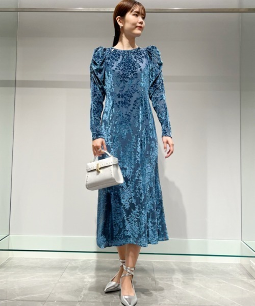 CELFORD（セルフォード）の「ベロアオパールナローワンピース