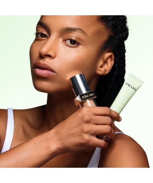 リファイン ブラーリング エクステンディング プライマー（化粧下地