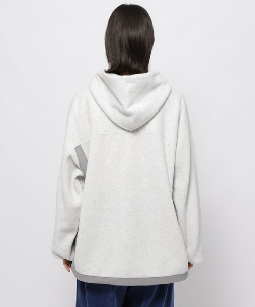 niko and（ニコアンド）の「ソフトフリース切り替えZIPパーカー