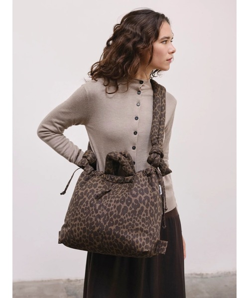 OLEND ONA SOFT BAG LEOPARD（ハンドバッグ）｜OLEND（オレンド）の