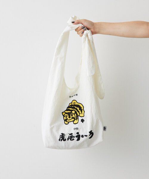 ear PAPILLONNER（イアパピヨネ）の「《撥水/A4サイズ対応/コラボ第二