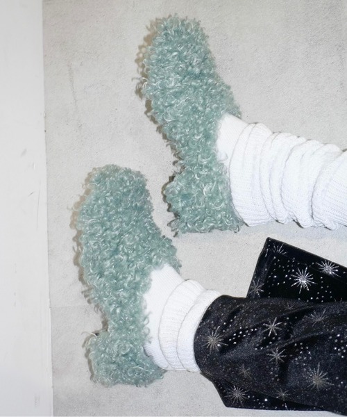 musubore（ムスボレ）の「fur mule / ファーミュール（サンダル）」 - WEAR