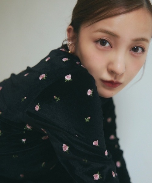 FLOWER VELOR TOPS（フラワーベロアトップス）（Tシャツ/カットソー