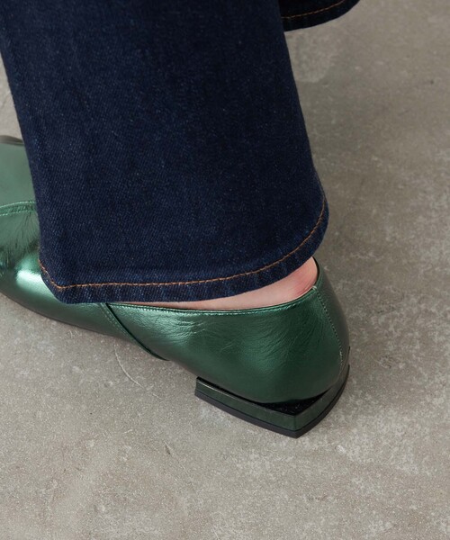 LE TALON（ルタロン）の「GRISEレザースクエアARTYフラット（その他