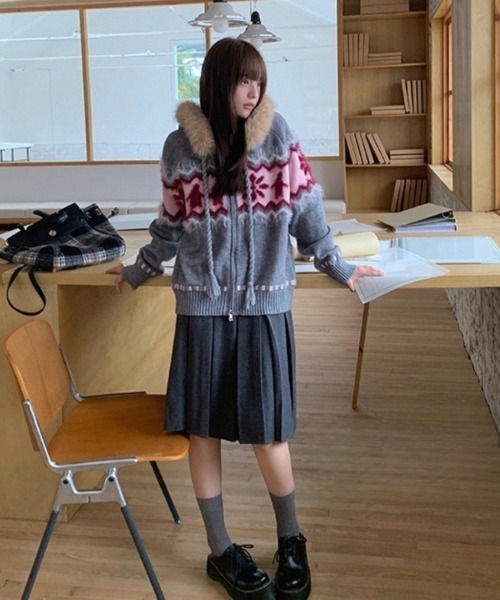 セール】ファーフード付き ノルディック柄ニットジップブルゾン