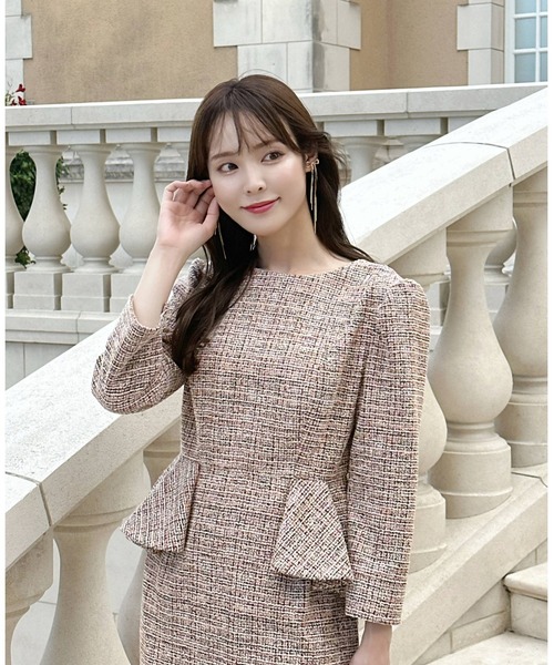 CELFORD（セルフォード）の「ロングスリーブペプラムタイトワンピース