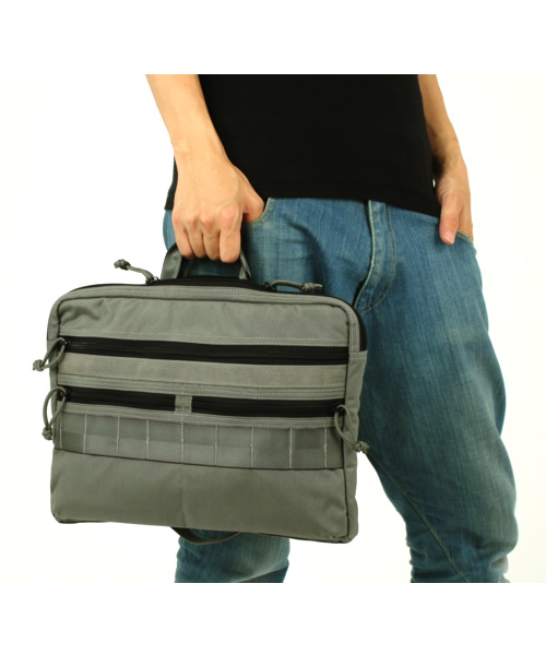 BEAMS PLUS（ビームスプラス）の「BRIEFING×BEAMS PLUS / コアPCケース