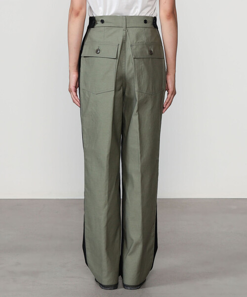 INSCRIRE（アンスクリア）の「INSCRIRE | ハイブリッドベイカーパンツ