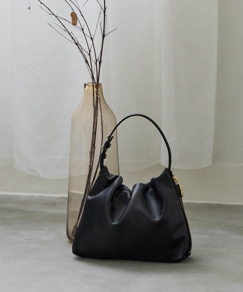 russet（ラシット）の「《gem_by russet》レザーワンハンドルバッグ