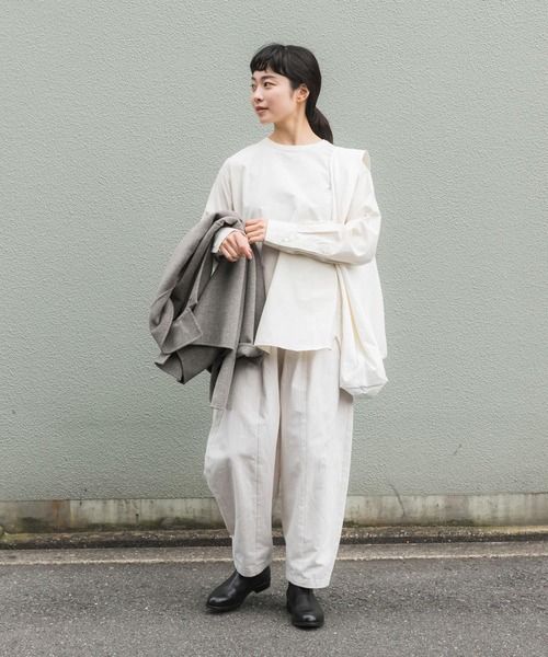 かぐれ（カグレ）の「クルーネックプルオーバーシャツ（シャツ