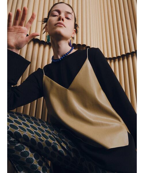 UN3D.（アンスリード）の「フェイクレザーキャミソール（キャミソール