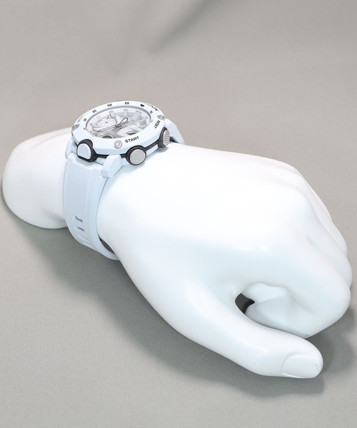 カーボンコアガード / GA-2000S-7AJF（アナログ腕時計）｜G-SHOCK