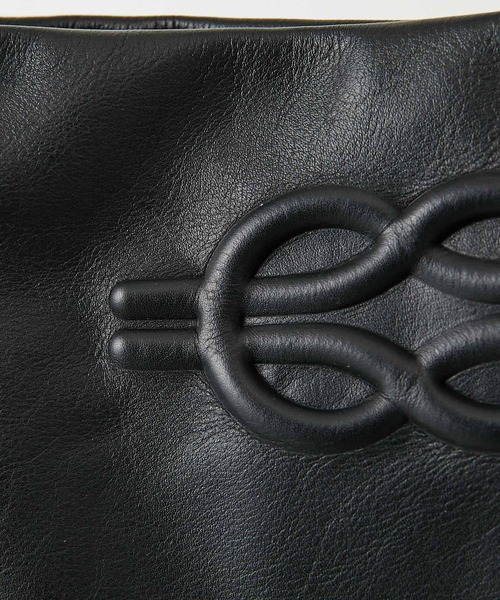 ear PAPILLONNER（イアパピヨネ）の「《牛革》エンボス2WAYショルダー