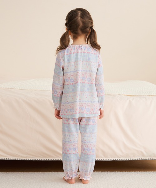 おなか安心ボタン付き毛玉ができにくいスムース長袖ガーリーパジャマ