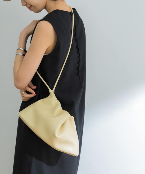 LE VERNIS（ル・ベルニ）の「LE VERNIS 3WAYレザー巾着（ショルダー