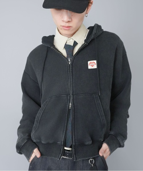 短丈ダブルジップパーカー/ワンポイントハート/リアルツリー/ショート