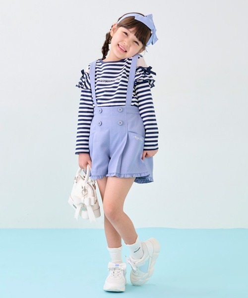 mezzo piano（メゾピアノ）の「サスペンダー付きタックショートパンツ