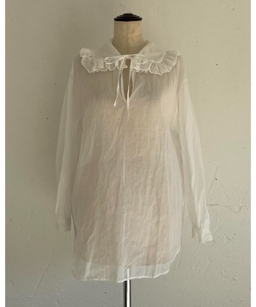 Heriter（エリテ）の「オーガンジーフリルカラーブラウス（シャツ