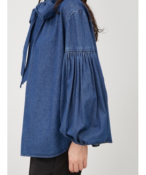 Mila Owen（ミラオーウェン）の「ボウタイ付き袖ボリュームデニム