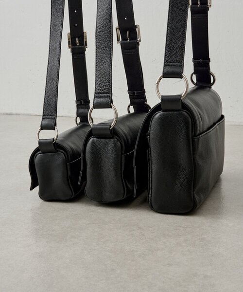 BEARDSLEY（ビアズリー）の「《本革》ミニレザーボディバッグ