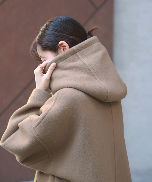 VERMEIL par iena（ヴェルメイユパーイエナ）の「キウイラムフード付き