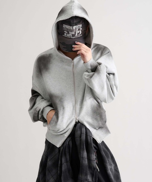 EPNK】Cropped spray zip hoodie / クロップドスプレージップフーディ