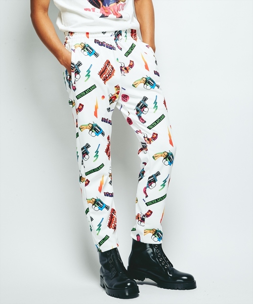 HYSTERIC GLAMOUR（ヒステリックグラマー）の「POP GUN総柄スウェット