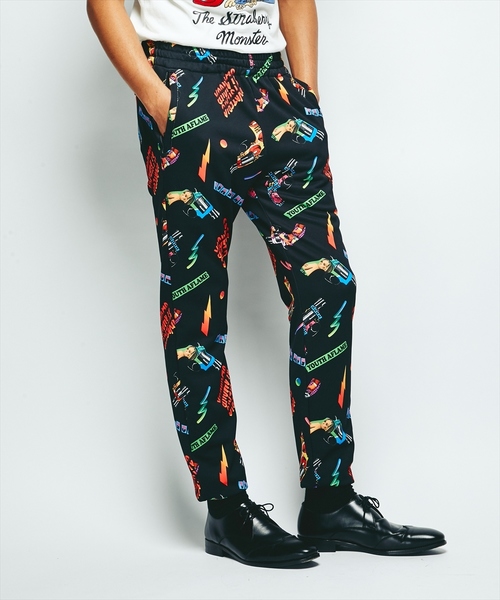 HYSTERIC GLAMOUR（ヒステリックグラマー）の「POP GUN総柄スウェット