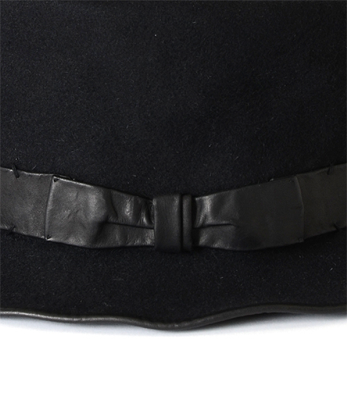 B印 YOSHIDA(BEAMS×PORTER)（ビージルシヨシダ）の「UNCERTAIN（大森南