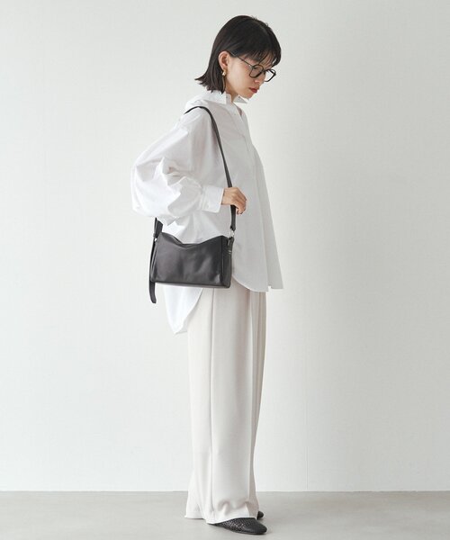 レザースクエアショルダーバッグ（ショルダーバッグ）｜russet