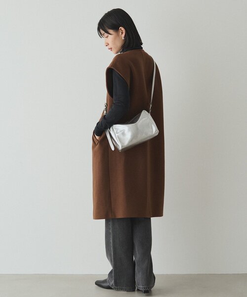 レザースクエアショルダーバッグ（ショルダーバッグ）｜russet