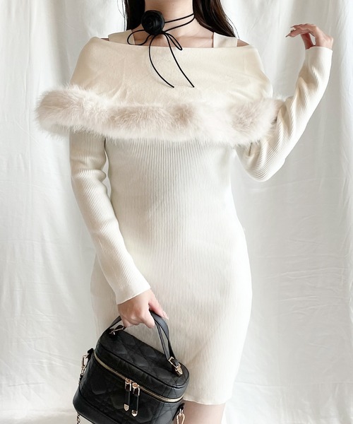 NOMAE（ノーマエ）の「ファーケープオフショルニットワンピース