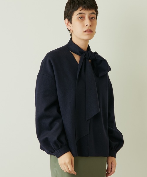 Whim Gazette（ウィムガゼット）の「ウールボウタイブラウス（シャツ