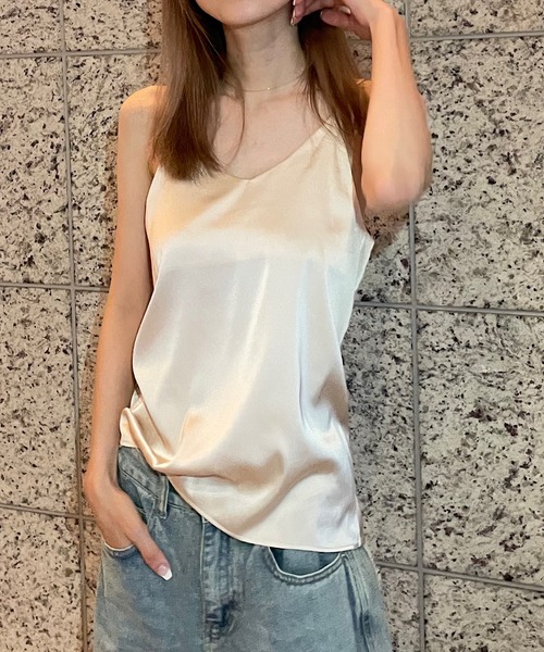 PIN（ピン）の「Vネックサテンキャミ（キャミソール）」 - WEAR
