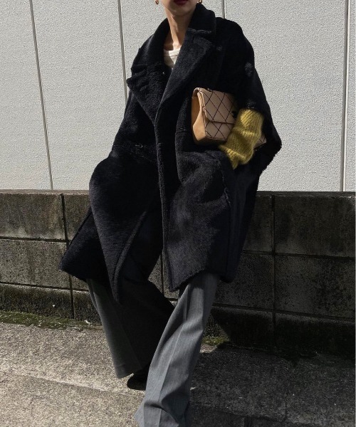 Ameri（アメリ）の「REVERSIBLE BOA PONCHO COAT（ポンチョ）」 - WEAR