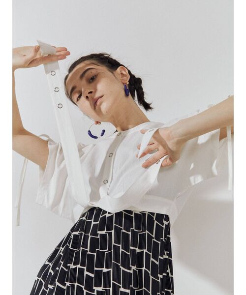 UN3D.（アンスリード）の「クロスベルトショートシャツ（シャツ