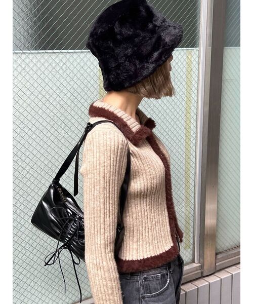 EMODA（エモダ）の「シャギーエッジコンパクトジップニット（ニット