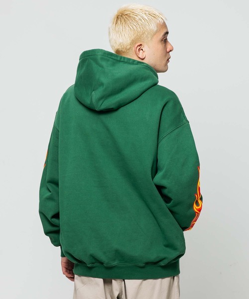 XLARGE（エクストララージ）の「PIGMENT DYLED PUFF LOGO PULLOVER