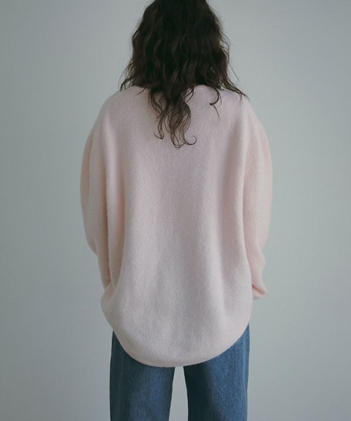 ETRE TOKYO（エトレトウキョウ）の「ラウンドヘムクルーネックニット