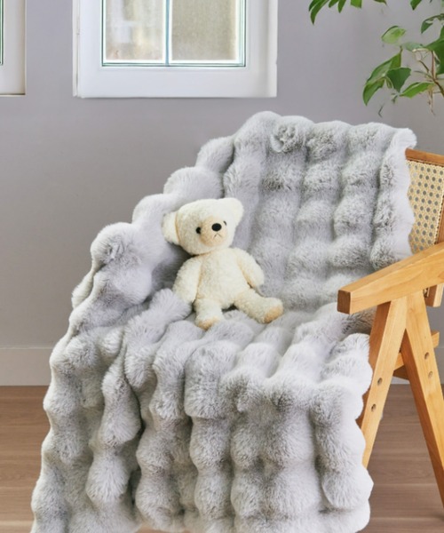 ぽこぽこボリュームファー BIGブランケット / ハーフケット