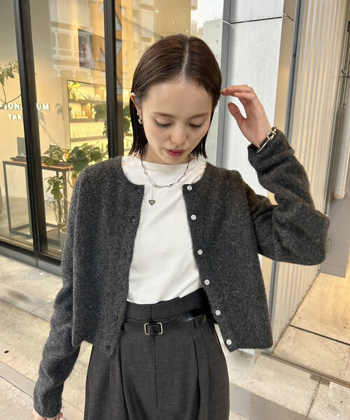 ユキトリイ、カーディガン 極美品YUKI TORII ユキトリイ 黒華やか上品