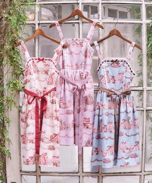 axes femme kawaii（アクシーズファムカワイイ）の「お菓子の家柄