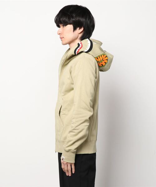 A BATHING APE（アベイシングエイプ）の「SHARK FULL ZIP HOODIE M