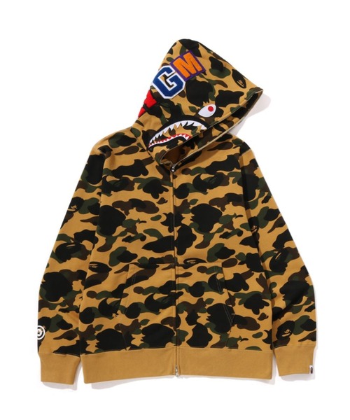 A BATHING APE（アベイシングエイプ）の「1ST CAMO SHARK FULL ZIP
