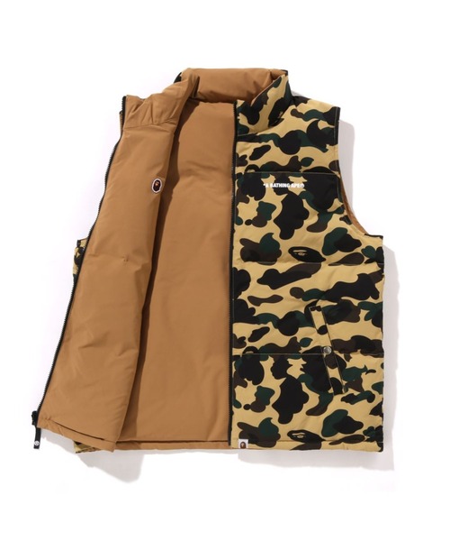 A BATHING APE（アベイシングエイプ）の「1ST CAMO REVERSIBLE DOWN