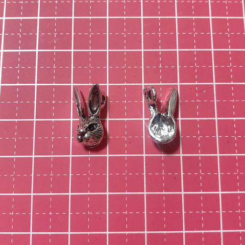 10個 シルバー うさぎ フェイス アニマル 顔 パーツ チャーム アモール