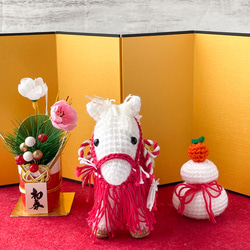 受注製作】白馬のお正月飾り2026 干支 午年 あみぐるみ 馬のはな❋うた