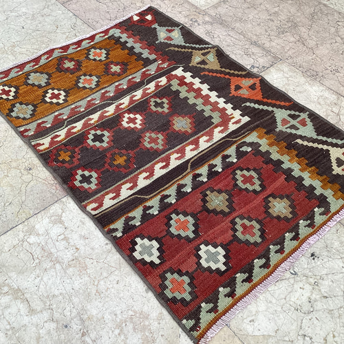 90's ヴィンテージラグ 手織りキリム マイマナ産 ウール100% 90's