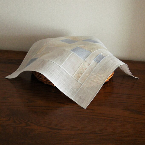 韓国手芸・ポジャギのタペストリー／覆い布／テーブルマット